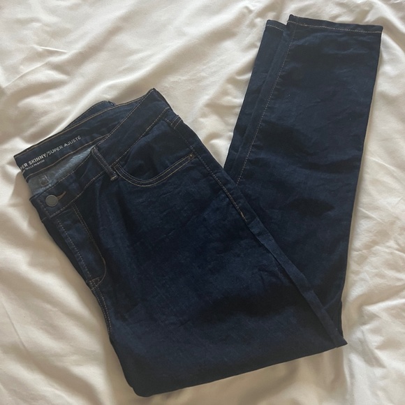 Old Navy Super Skinny Regular-Fit Dark Rinse Cropped Jeans - Picture 2 of 2